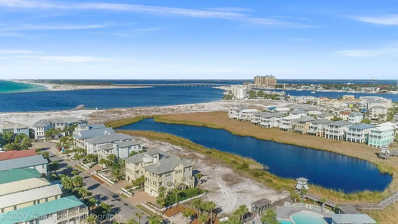 Jetty East Condos デスティン 0*,  米国